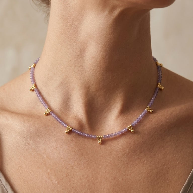 Light Purple and Polished Gold Cluster Choker