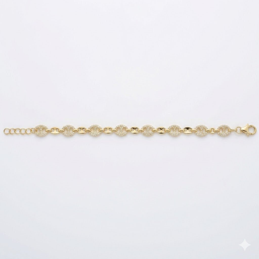 Pavé Diamond and Gold Mariner Link Bracelet